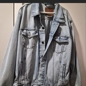 Stylish Denim Jacket in Light Blue